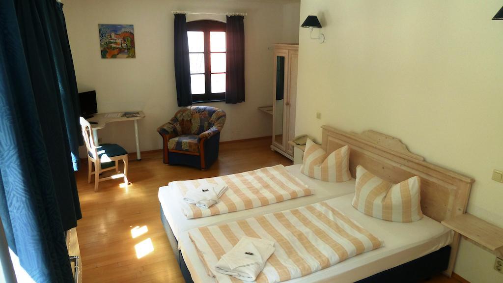 Mb Hotel Weisser Hirsch Hohnstein Room photo